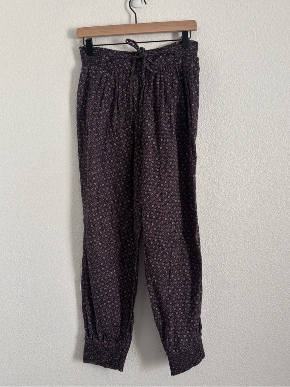 La Vie Rebecca Taylor Women's Size Medium Multicolor Printed Jogger Pants